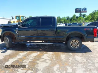 2017 Ford F-250 Lariat с VIN 1FT7W2BT0HEE45949, выставлен на аукционе IAAI как лот 42304194 с пробегом 144 577 миль миль и . История ставок и продаж доступна на DreamBid. Изображение 15.