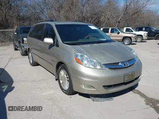 2010 Toyota Sienna XLE z VIN 5TDYK4CC3AS298889, wystawiony jako IAAI lot #41631175 z przebiegiem 285 748 mil mil oraz . Historia ofert i sprzedaży dostępna na DreamBid. Obrazek 1.