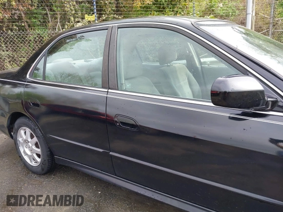 2002 Honda Accord SE с VIN 1HGCG56762A011464, выставлен на аукционе IAAI как лот 41956225 с пробегом 209 307 миль миль и . История ставок и продаж доступна на DreamBid. Изображение 13.