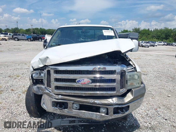 2005 Ford F-250 XL с VIN 1FTSW21P85EC92800, выставлен на аукционе IAAI как лот 42356870 с пробегом 381 270 миль миль и . История ставок и продаж доступна на DreamBid. Изображение 12.