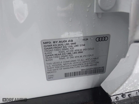 2025 Audi Q5 S line Premium with VIN WA1GAAFY2S2029189, listed as a IAAI auction lot 41576981 with 1,595 mi miles. Bid and sale history available at carsss.com. Image 9.