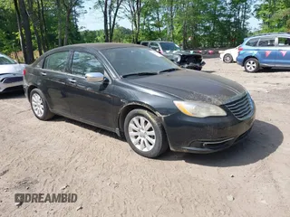 2013 Chrysler 200 Limited with VIN 1C3CCBCGXDN609294, listed as a IAAI auction lot 42172839 with 41,501 mi miles. Bid and sale history available at carsss.com. Image 1.