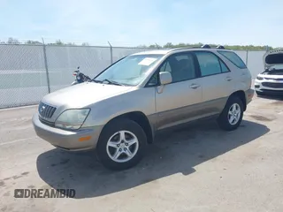 2001 Lexus RX 300 with VIN JTJHF10U410167728, listed as a IAAI auction lot 42094435 with 255,704 mi miles. Bid and sale history available at carsss.com. Image 2.