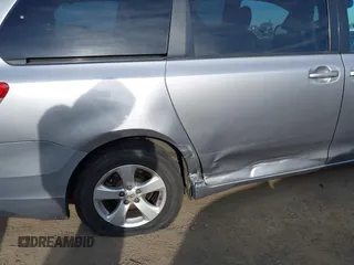 2012 Toyota Sienna LE AAS with VIN 5TDKK3DC6CS232922, listed as a IAAI auction lot 41913060 with 78,709 mi miles and . Bid and sale history available at DreamBid. Image 6.