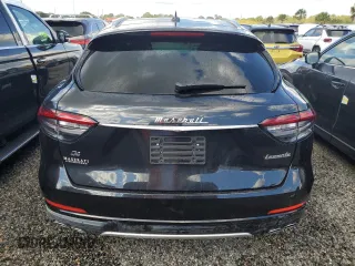 2021 Maserati Levante GranLusso with VIN ZN661XUL9MX372940, listed as a Copart auction lot 74105444 with 0 mi miles and Salvage Title. Bid and sale history available at carsss.com. Image 6.