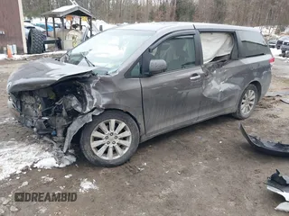 2014 Toyota Sienna L with VIN 5TDZK3DC9ES510214, listed as a IAAI auction lot 41721667 with 1 mi miles. Bid and sale history available at carsss.com. Image 17.