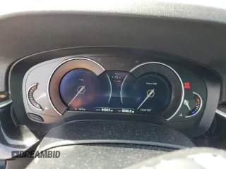 2019 BMW 5 Series 530i xDrive z VIN WBAJA7C50KG911728, wystawiony jako Copart lot #58306955 z przebiegiem 64 924 mil mil oraz Szkoda całkowita • Salvage title. Historia ofert i sprzedaży dostępna na DreamBid. Obrazek 9.