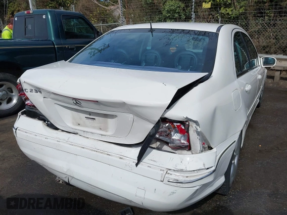 2006 Mercedes-Benz C 230 Sport z VIN WDBRF52H96A899707, wystawiony jako IAAI lot #41698121 z przebiegiem 82 976 mil mil oraz . Historia ofert i sprzedaży dostępna na DreamBid. Obrazek 6.