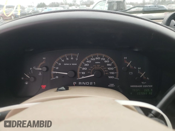 2003 Ford Expedition Eddie Bauer с VIN 1FMFU18L43LB38996, выставлен на аукционе Copart как лот 84812094 с пробегом 223 268 миль миль и Списание • Salvage title. История ставок и продаж доступна на DreamBid. Изображение 9.