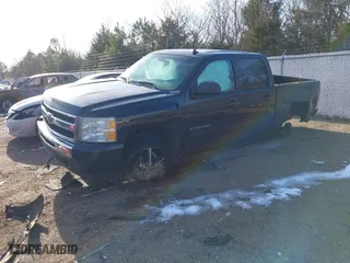 2011 Chevrolet Silverado 1500 LS with VIN 3GCPCREA5BG393102, listed as a IAAI auction lot 41654417 with 143,787 mi miles. Bid and sale history available at carsss.com. Image 17.
