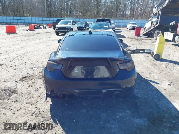 2014 Scion FR-S z VIN JF1ZNAA14E9708590, wystawiony jako IAAI lot #41278089 z przebiegiem 117 357 mil mil oraz . Historia ofert i sprzedaży dostępna na DreamBid. Obrazek 17.