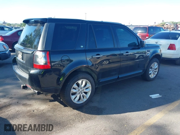 2011 Land Rover LR2 HSE z VIN SALFT2BN7BH241038, wystawiony jako IAAI lot #42655687 z przebiegiem 195 395 mil mil oraz . Historia ofert i sprzedaży dostępna na DreamBid. Obrazek 4.
