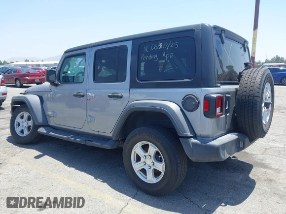 2020 Jeep Wrangler Unlimited Sport S с VIN 1C4HJXDN3LW268895, выставлен на аукционе IAAI как лот 42555660 с пробегом 60 962 миль миль и . История ставок и продаж доступна на DreamBid. Изображение 3.