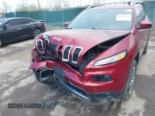 2017 Jeep Cherokee Limited with VIN 1C4PJMDB3HW635981, listed as a IAAI auction lot 42016204 with 73,698 mi miles. Bid and sale history available at carsss.com. Image 6.