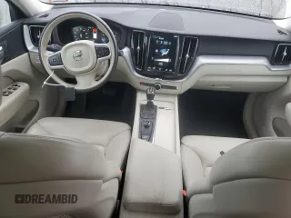 2018 Volvo XC60 Momentum with VIN LYV102RK1JB087884, listed as a Copart auction lot 49696925 with 34,601 mi miles and Salvage Title. Bid and sale history available at carsss.com. Image 8.