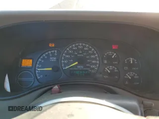 2000 GMC Sierra 1500 SLE with VIN 1GTEK14T3YZ223523, listed as a Copart auction lot 47747175 with 218,723 mi miles and Non Repairable. Bid and sale history available at DreamBid. Image 9.