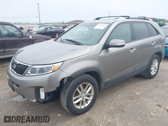 2015 Kia Sorento LX with VIN 5XYKTDA60FG649259, listed as a IAAI auction lot 41935821 with 161,046 mi miles and . Bid and sale history available at DreamBid. Image 17.