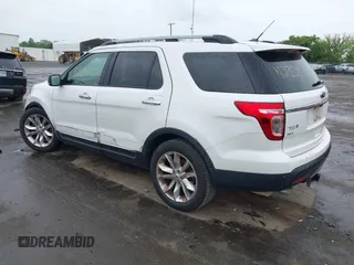 2014 Ford Explorer XLT z VIN 1FM5K7D82EGC57549, wystawiony jako IAAI lot #42351554 z przebiegiem 157 473 mil mil oraz . Historia ofert i sprzedaży dostępna na DreamBid. Obrazek 3.