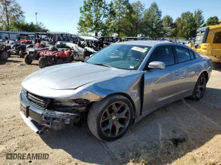 2016 Dodge Charger SXT with VIN 2C3CDXHG5GH133360, listed as a Copart auction lot 71667033 with 191,894 mi miles and Salvage Title. Bid and sale history available at carsss.com. Image 1.