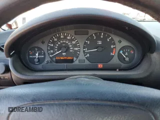 1997 BMW 3 Series 1.9L with VIN 4USCH7327VLB81144, listed as a Copart auction lot 43584115 with 205,786 mi miles and Salvage Title. Bid and sale history available at carsss.com. Image 9.
