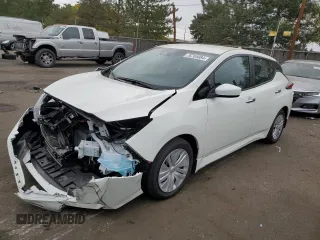 2025 Nissan LEAF S with VIN 1N4AZ1BV9SC558607, listed as a Copart auction lot 76784084 with 690 mi miles and Salvage Title. Bid and sale history available at carsss.com. Image 1.