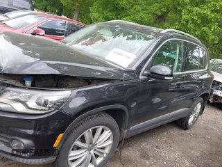 2016 Volkswagen Tiguan S with VIN WVGBV7AX6GW542656, listed as a IAAI auction lot 42081760 with 85,200 mi miles and . Bid and sale history available at DreamBid. Image 13.