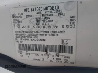 2006 Ford Explorer XLT z VIN 1FMEU73806UB54242, wystawiony jako IAAI lot #42408147 z przebiegiem Nie podano mil oraz . Historia ofert i sprzedaży dostępna na DreamBid. Obrazek 9.
