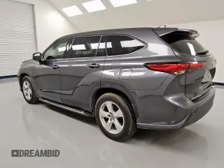 2020 Toyota Highlander LE with VIN 5TDZZRAH1LS019728, listed as a Copart auction lot 58763605 with 111,077 mi miles and Clean title. Bid and sale history available at DreamBid. Image 2.