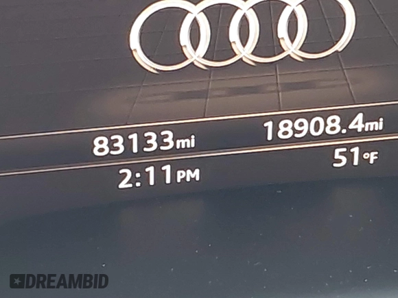 2018 Audi Q7 Premium Plus with VIN WA1LHAF71JD003915, listed as a IAAI auction lot 41837673 with 83,133 mi miles. Bid and sale history available at carsss.com. Image 7.