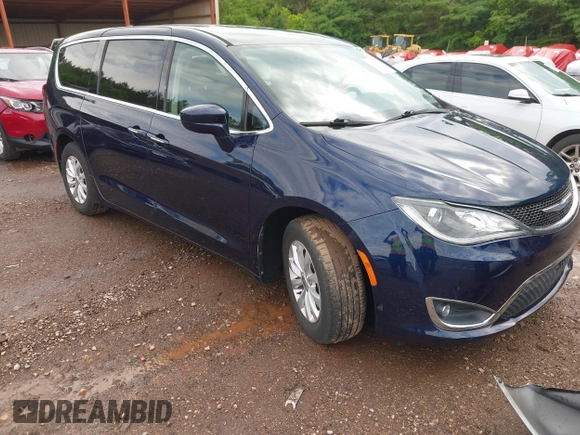 2018 Chrysler Pacifica Touring Plus with VIN 2C4RC1FG9JR261689, listed as a IAAI auction lot 42261105 with 66,622 mi miles and . Bid and sale history available at DreamBid. Image 1.