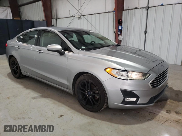 2020 Ford Fusion SE with VIN 3FA6P0HD8LR220834, listed as a Copart auction lot 63946975 with 131,475 mi miles and Clean title. Bid and sale history available at DreamBid. Image 4.
