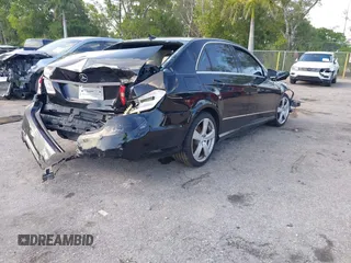2010 Mercedes-Benz E 350 Luxury with VIN WDDHF5GB4AA112209, listed as a IAAI auction lot 41942951 with 138,011 mi miles and . Bid and sale history available at carsss.com. Image 4.