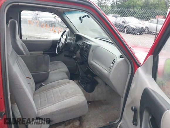 1996 Ford Ranger XL with VIN 1FTCR10A5TPB53194, listed as a IAAI auction lot 42640524 with 267,429 mi miles and . Bid and sale history available at DreamBid. Image 5.