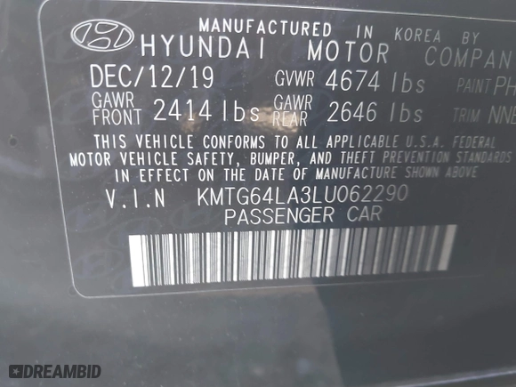 2020 Genesis G70 2.0T with VIN KMTG64LA3LU062290, listed as a IAAI auction lot 41004144 with 68,110 mi miles. Bid and sale history available at carsss.com. Image 9.