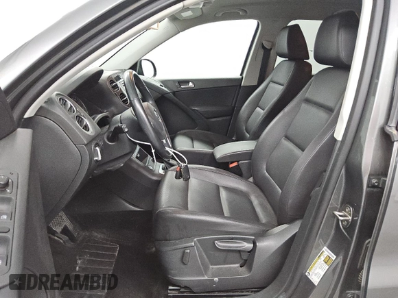 2016 Volkswagen Tiguan S with VIN WVGBV7AX8GW006260, listed as a Copart auction lot 51260635 with 92,982 mi miles and Clean Title. Bid and sale history available at DreamBid. Image 7.