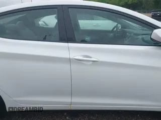 2015 Hyundai Elantra SE z VIN 5NPDH4AE3FH649752, wystawiony jako IAAI lot #42311622 z przebiegiem 100 166 mil mil oraz . Historia ofert i sprzedaży dostępna na DreamBid. Obrazek 13.