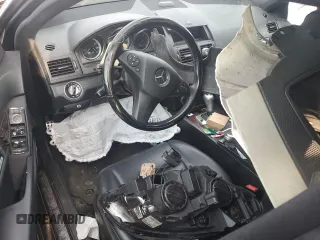 2010 Mercedes-Benz C 300 Sport z VIN WDDGF8BB5AF425972, wystawiony jako Copart lot #54118115 z przebiegiem Nie podano mil oraz Szkoda całkowita • Salvage title. Historia ofert i sprzedaży dostępna na DreamBid. Obrazek 8.