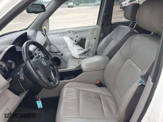 2015 Honda Pilot Touring with VIN 5FNYF4H92FB054485, listed as a IAAI auction lot 41736909 with 159,813 mi miles. Bid and sale history available at carsss.com. Image 5.