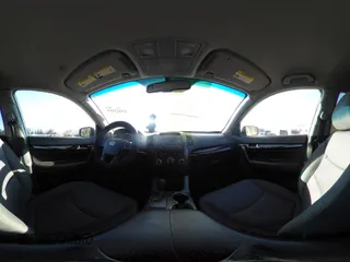 2013 Kia Sorento LX with VIN 5XYKT3A60DG349289, listed as a IAAI auction lot 42063515 with 138,676 mi miles and . Bid and sale history available at carsss.com. Image 19.
