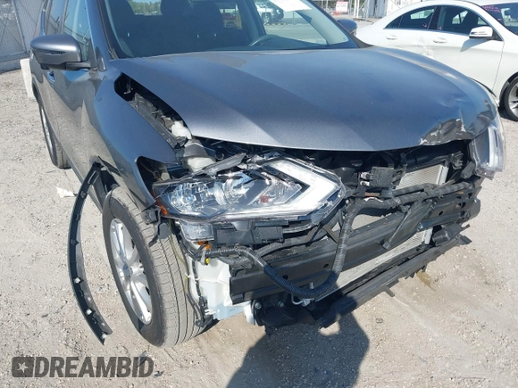2018 Nissan Rogue SV with VIN KNMAT2MV0JP615928, listed as a IAAI auction lot 42103676 with 38,999 mi miles. Bid and sale history available at carsss.com. Image 6.