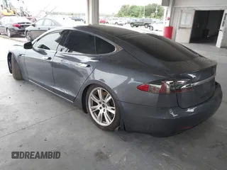 2021 Tesla Model S Long Range Plus with VIN 5YJSA1E28MF421655, listed as a IAAI auction lot 42407234 with 111,443 mi miles and . Bid and sale history available at DreamBid. Image 3.