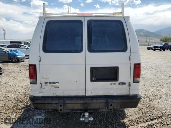 2014 Ford Econoline Cargo Commercial z VIN 1FTNE2EW5EDA69248, wystawiony jako Copart lot #59980865 z przebiegiem 198 051 mil mil oraz Czysty tytuł • Clean title. Historia ofert i sprzedaży dostępna na DreamBid. Obrazek 6.