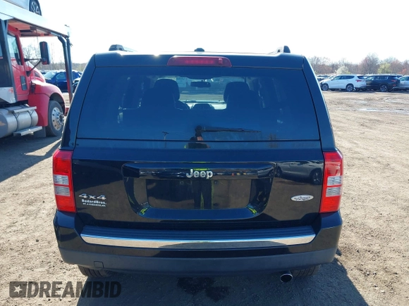2016 Jeep Patriot Latitude with VIN 1C4NJRFB4GD580484, listed as a IAAI auction lot 42006184 with 178,265 mi miles. Bid and sale history available at carsss.com. Image 16.