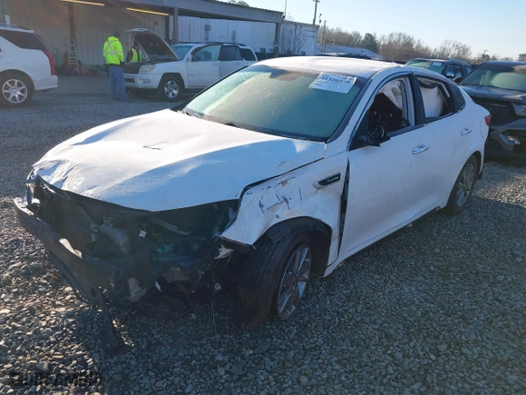2017 Kia Optima LX 1.6T with VIN 5XXGT4L15HG172231, listed as a IAAI auction lot 41320480 with 129,778 mi miles. Bid and sale history available at carsss.com. Image 18.