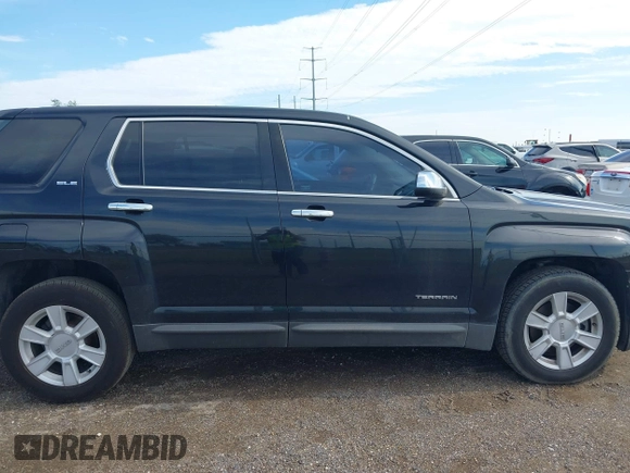 2010 GMC Terrain SLE-1 with VIN 2CTALBEW1A6294574, listed as a IAAI auction lot 41033983 with 166,279 mi miles. Bid and sale history available at carsss.com. Image 13.