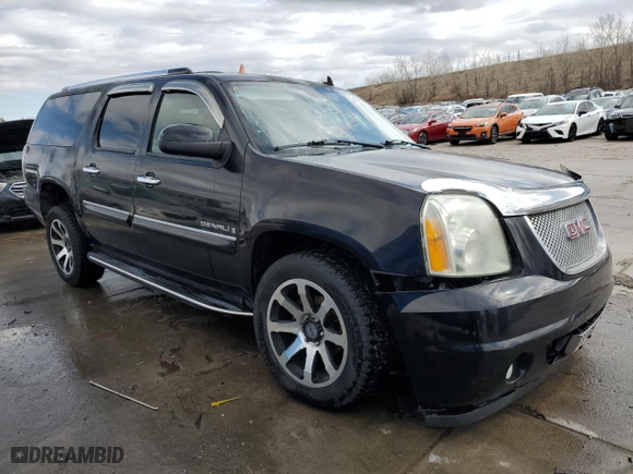 2007 GMC Yukon XL Denali with VIN 1GKFK66817J167254, listed as a Copart auction lot 47651825 with 131,998 mi miles and Salvage Title. Bid and sale history available at carsss.com. Image 4.