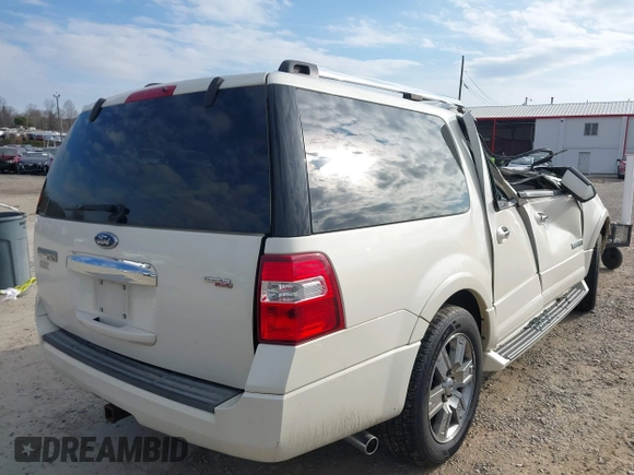 2008 Ford Expedition EL Limited with VIN 1FMFK19568LA53994, listed as a IAAI auction lot 41515026 with 128,832 mi miles. Bid and sale history available at carsss.com. Image 4.