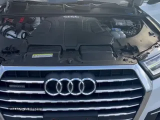 2017 Audi Q7 Premium Plus with VIN WA1LAAF72HD005719, listed as a Copart auction lot 57715565 with 154,276 mi miles and Clean title. Bid and sale history available at DreamBid. Image 11.