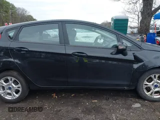 2015 Ford Fiesta SE with VIN 3FADP4EJ9FM175123, listed as a IAAI auction lot 41948452 with 130,801 mi miles. Bid and sale history available at carsss.com. Image 13.