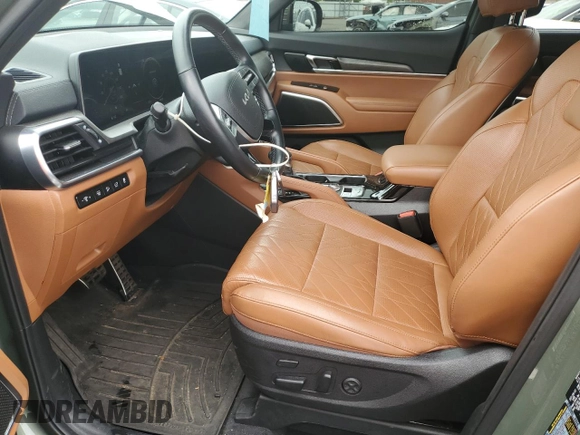 2023 Kia Telluride SX X-Pro с VIN 5XYP5DGC8PG329654, выставлен на аукционе Copart как лот 62067625 с пробегом 38 629 миль миль и Списание • Salvage title. История ставок и продаж доступна на DreamBid. Изображение 7.